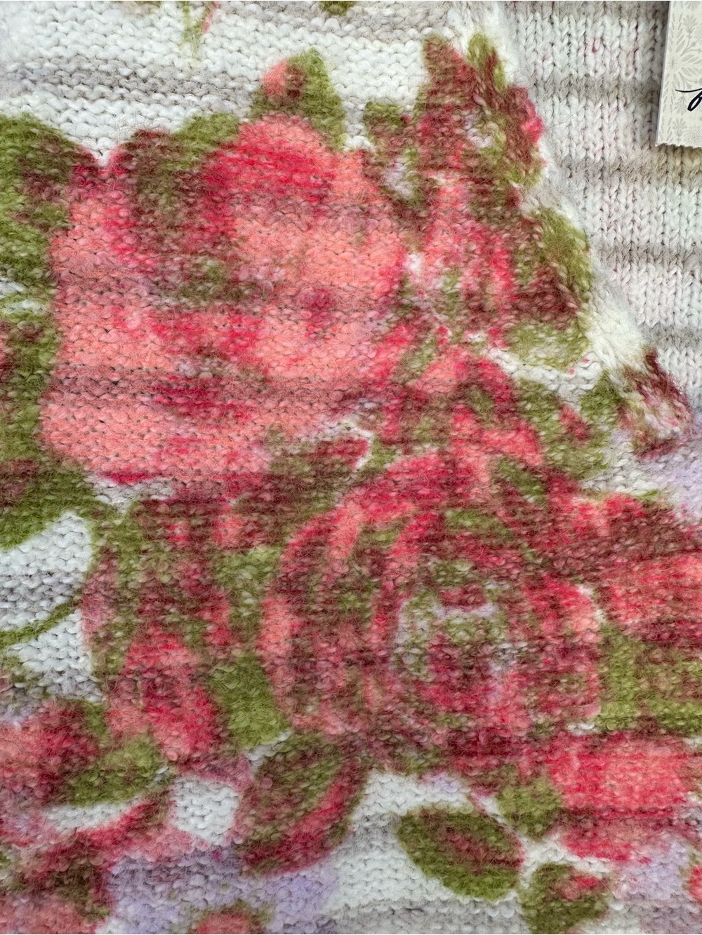 NWT FREE PEOPLE BED OF ROSES SWEATER SIZE SMALL!! SO CUTE!!! - Picture 7 of 8